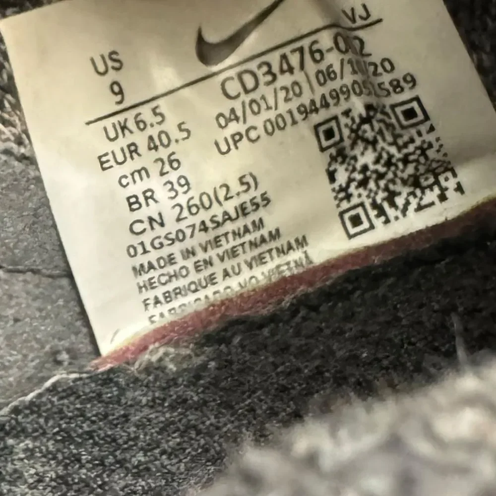 Nike Space Hippie 04 Gray Men’s Size 9 Sustainable Sneaker Everyday Kicks